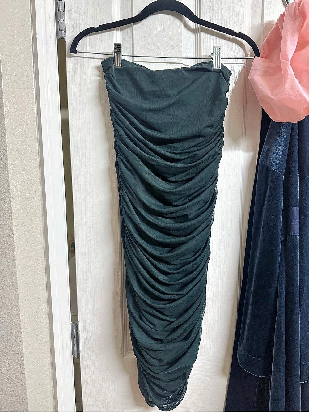Express Ruched Maxi Dress in Green Size Small Like New